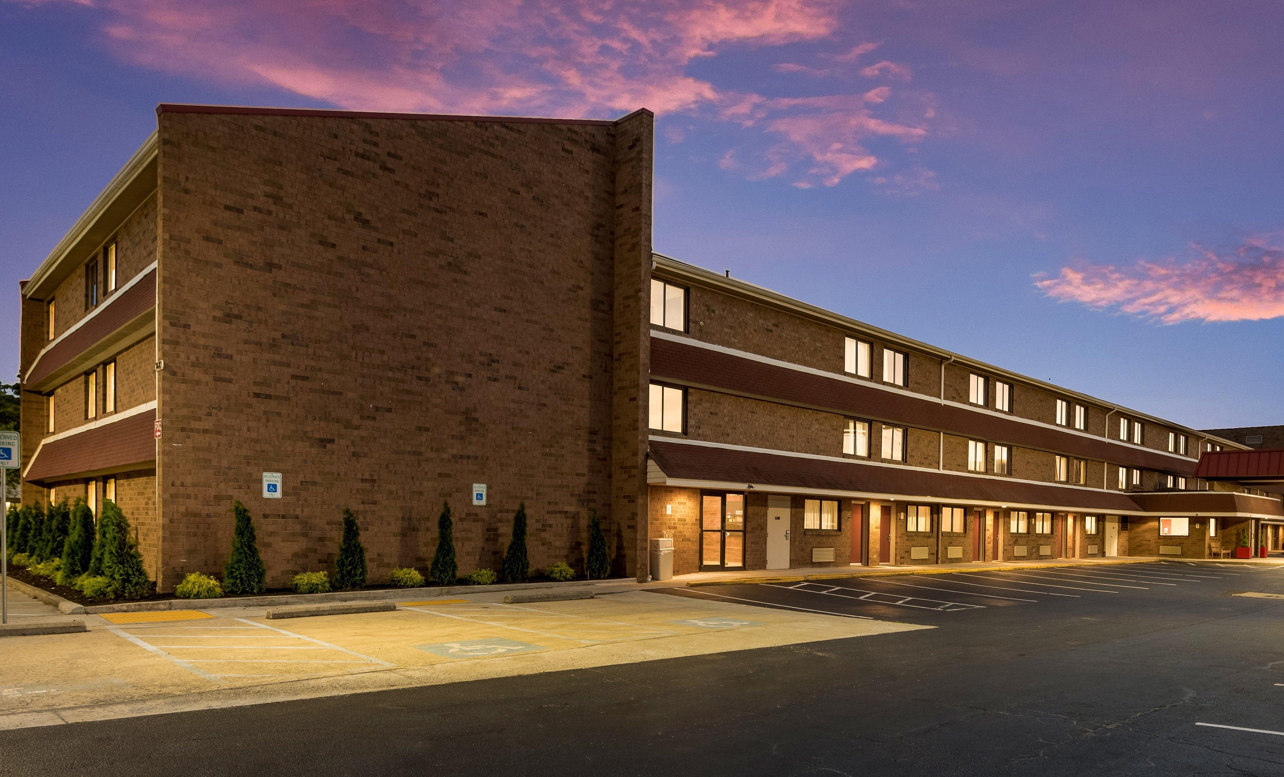 Red Roof Inn Plus+ Columbus - Worthington Exterior foto